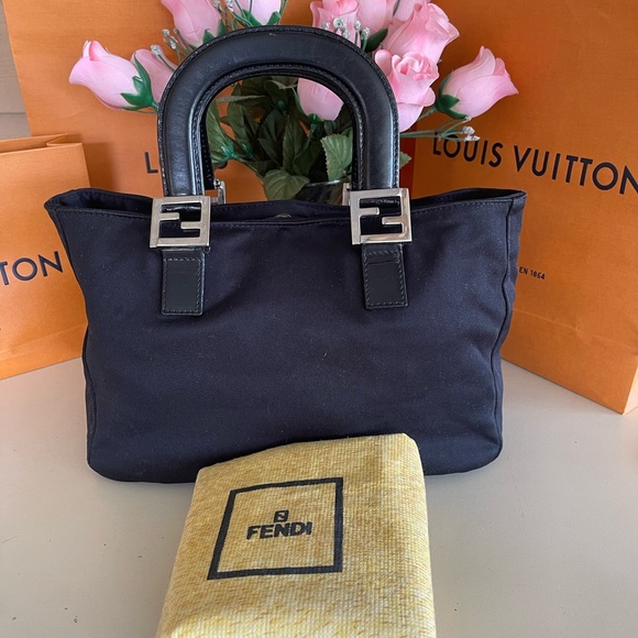 Fendi Handbags - 🖤🖤🖤Fendi nylon handbag with pouch❤️💼